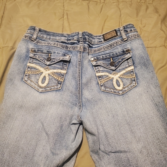 Womens Earl Jean's size 12 short - Picture 2 of 4